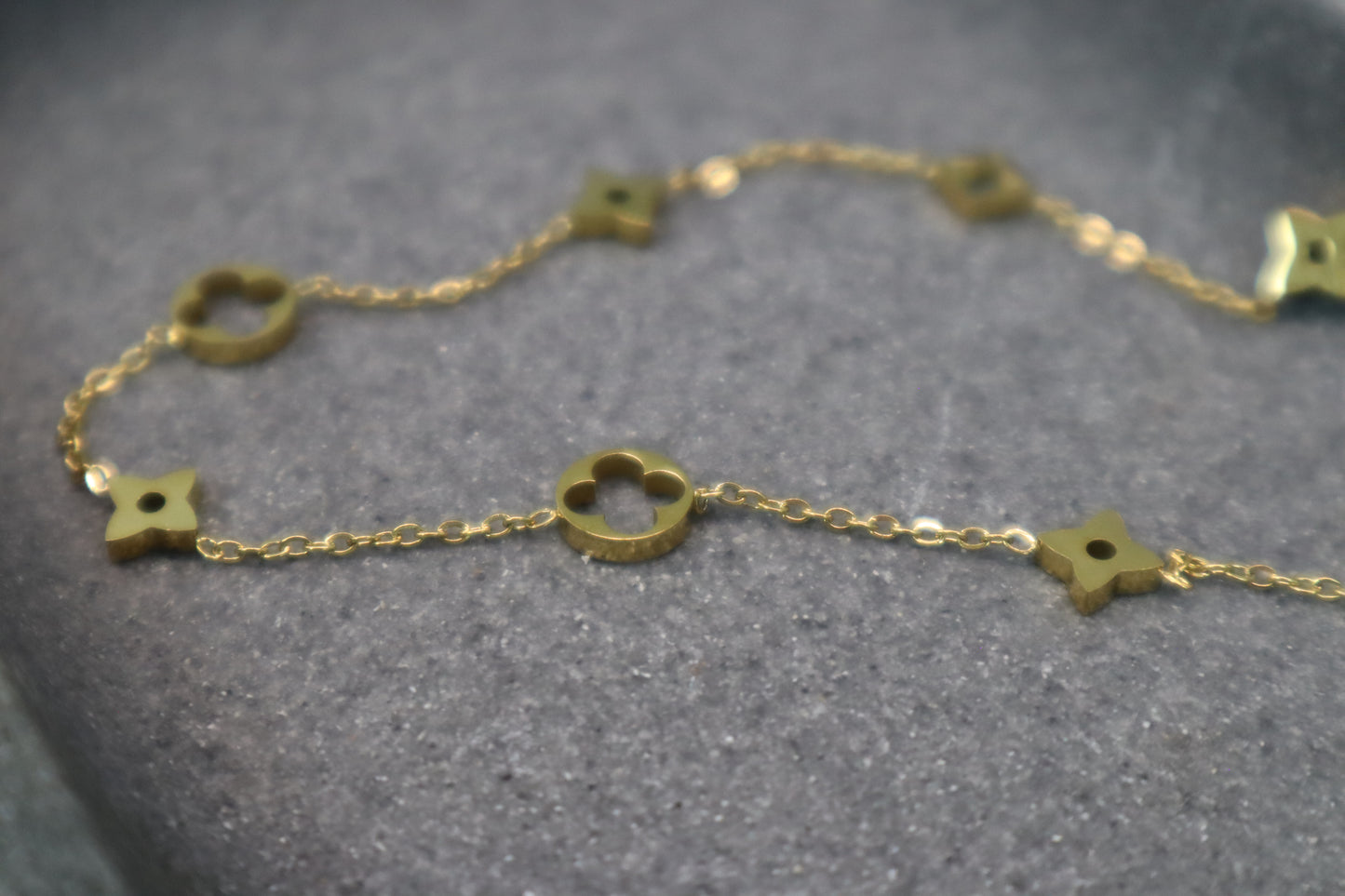 LouLou Necklace