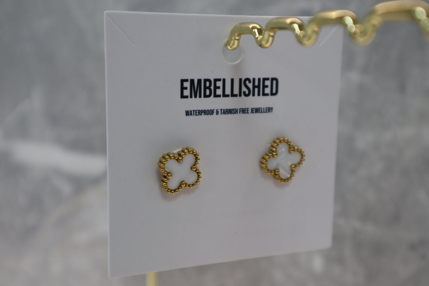 Four Leaf Clover Stud - White