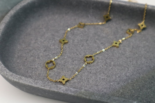 LouLou Necklace